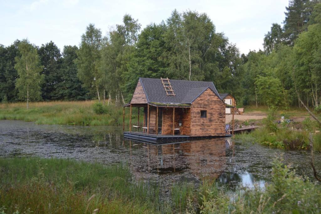 Heather Hut, Off-Grid Cottage On A Pond+2 Ha Darzkowo Esterno foto